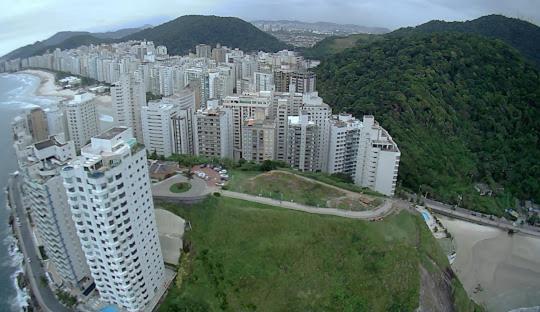 Apto Amplo, Confortavel, Bem Localizado, Asturias กัวรูจา ภายนอก รูปภาพ