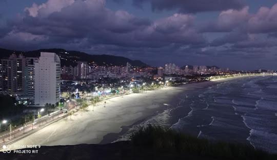 Apto Amplo, Confortavel, Bem Localizado, Asturias กัวรูจา ภายนอก รูปภาพ